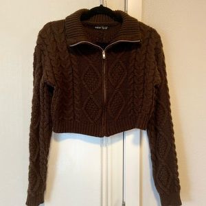 CROP KNITTED CARDIGAN